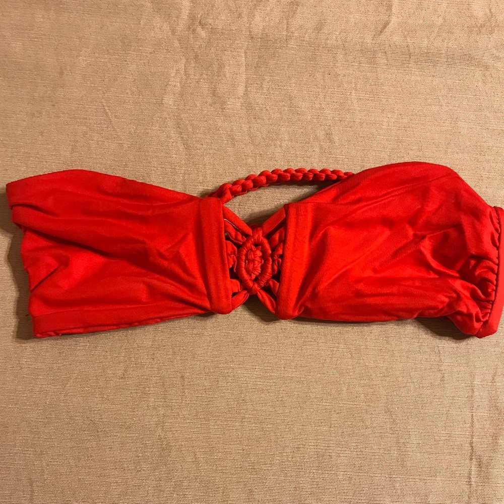 Frankie’s Bikinis Top! 🍒